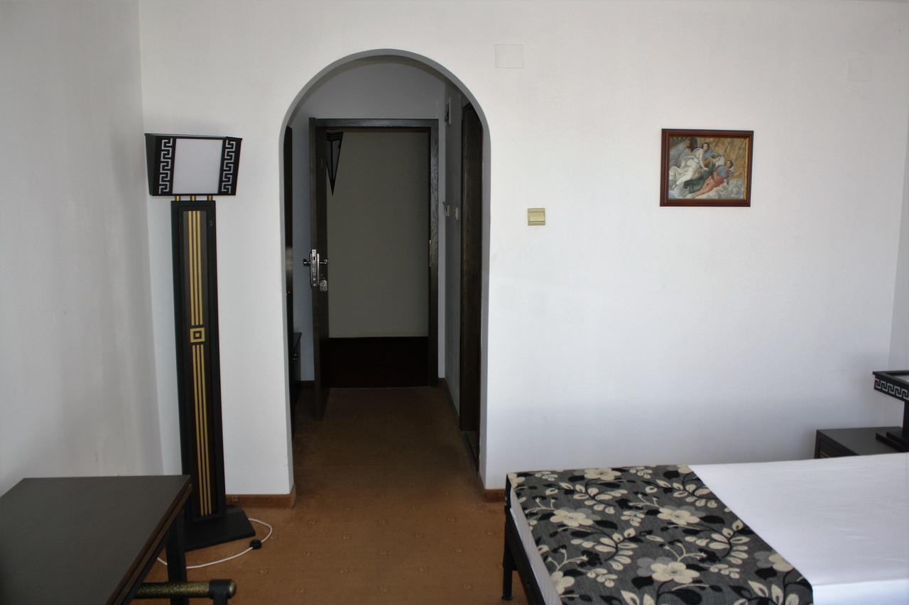Hotel Villa Verde Gulubovo  Exteriör bild